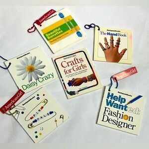 VINTAGE American Girl Backpack Books (x5) & 1 American Girl Library Book good co